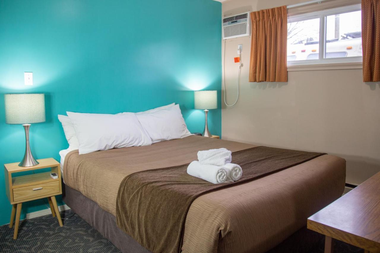 Bowmont Motel ペンティクトン エクステリア 写真