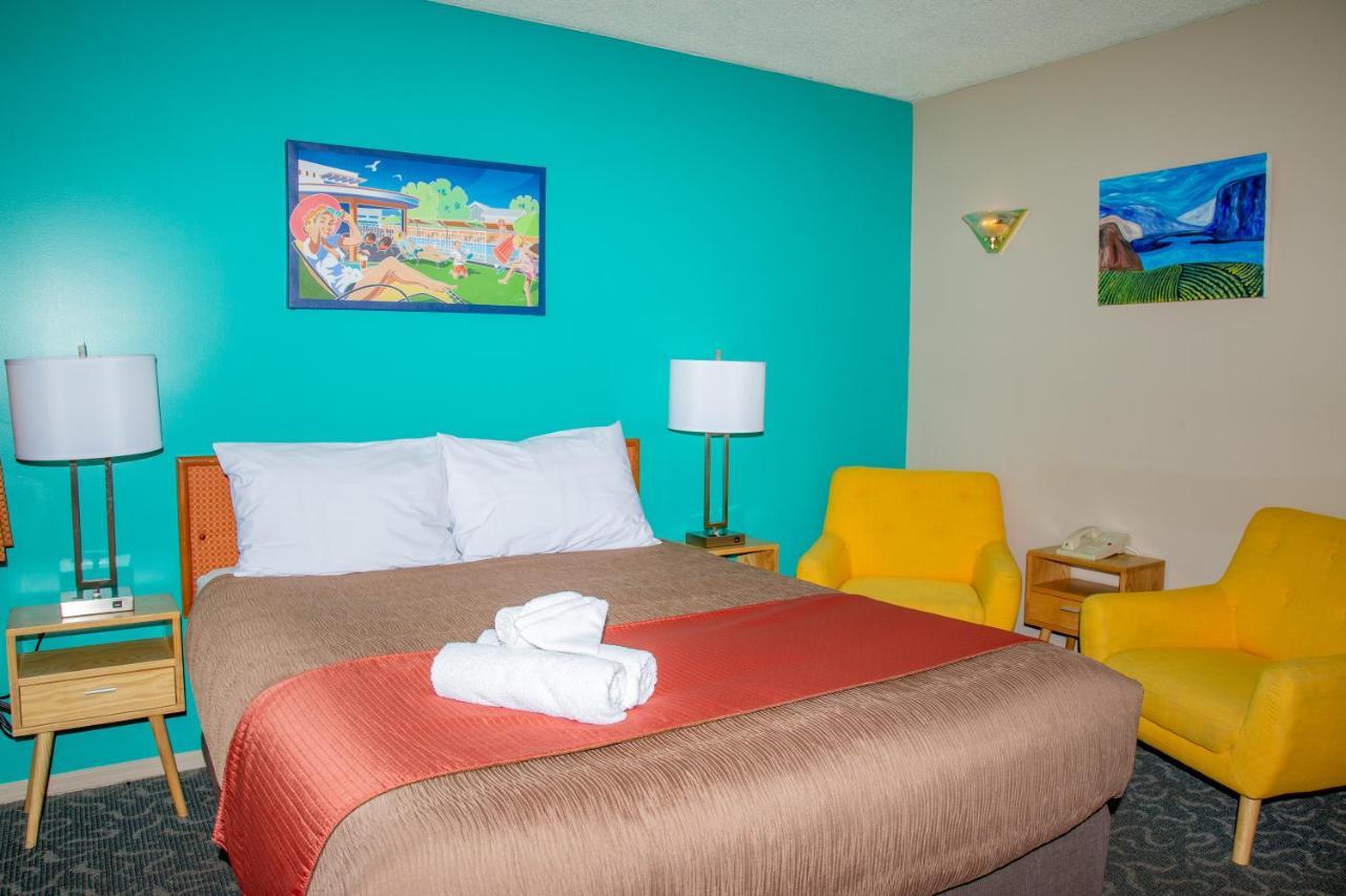 Bowmont Motel ペンティクトン エクステリア 写真