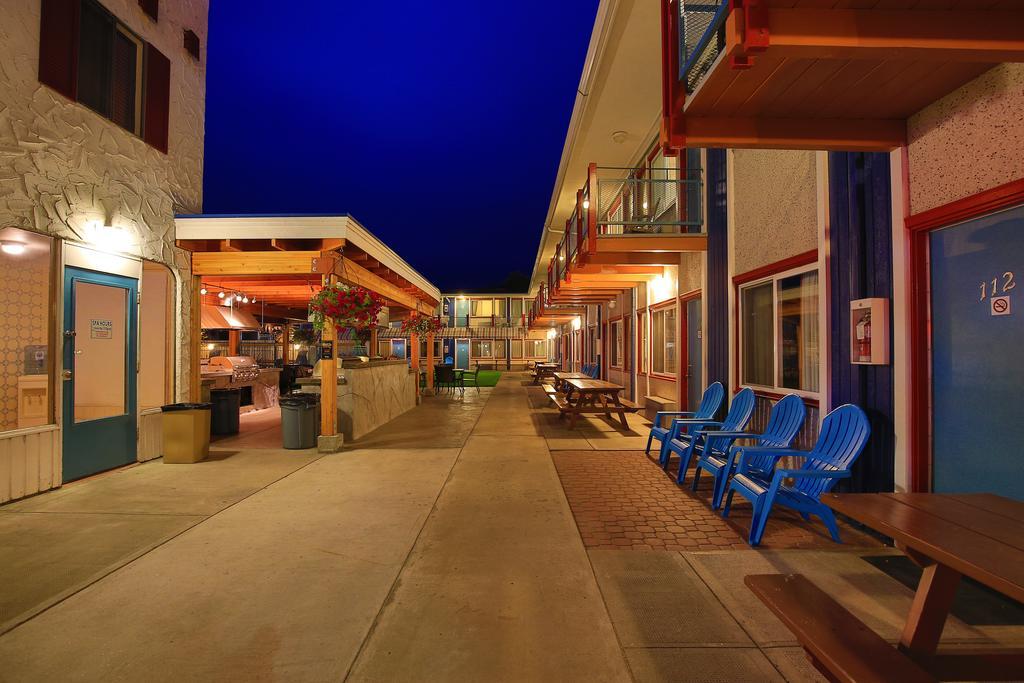Bowmont Motel ペンティクトン エクステリア 写真